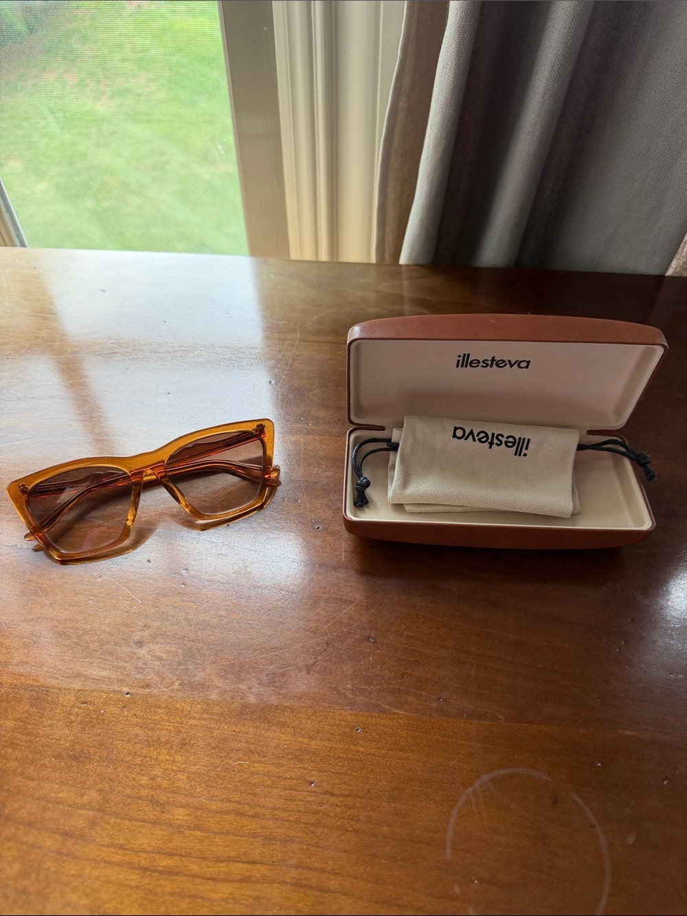 Illesteva Amber-Tort Square Sunglasses